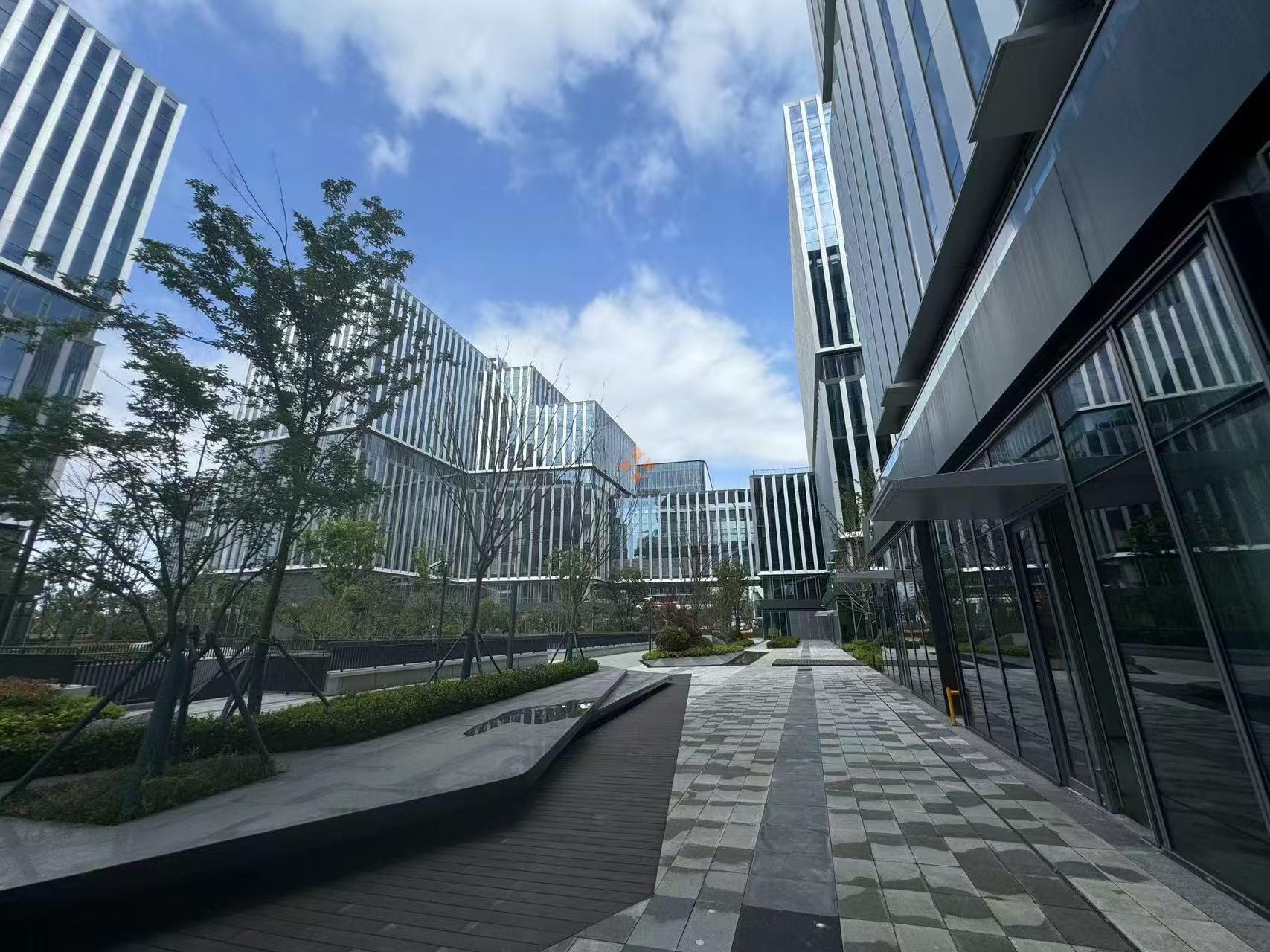 中建臨港總部基地:中建未來(lái)港-中建智慧天地