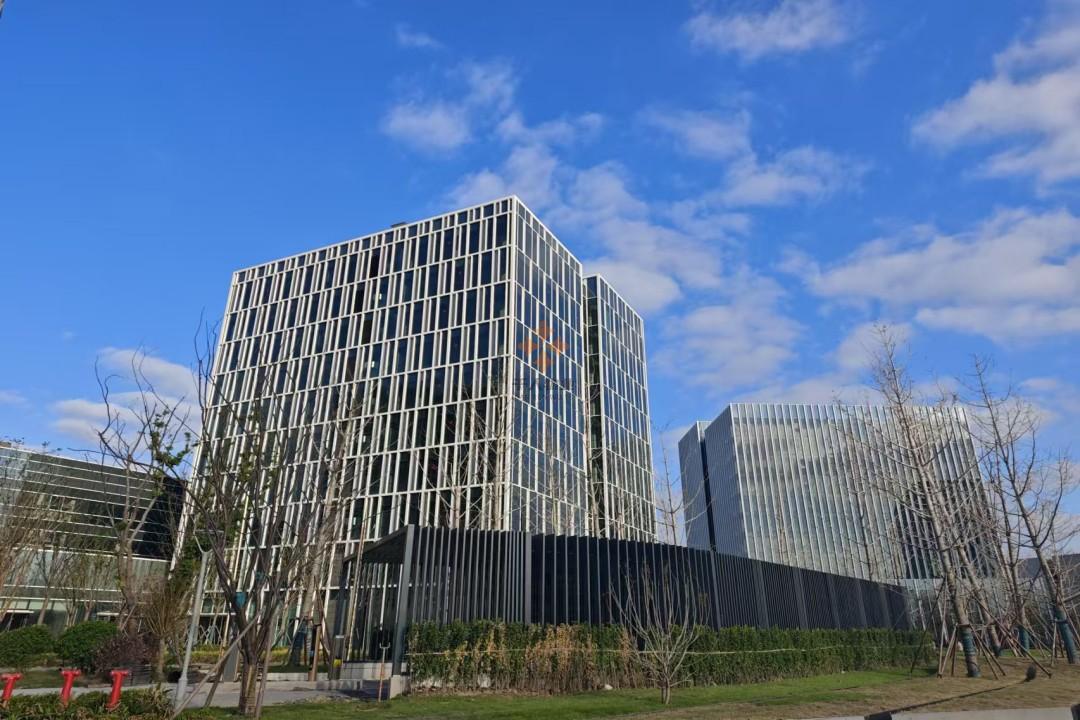 閔行 東方智媒城 1500平米 簡裝