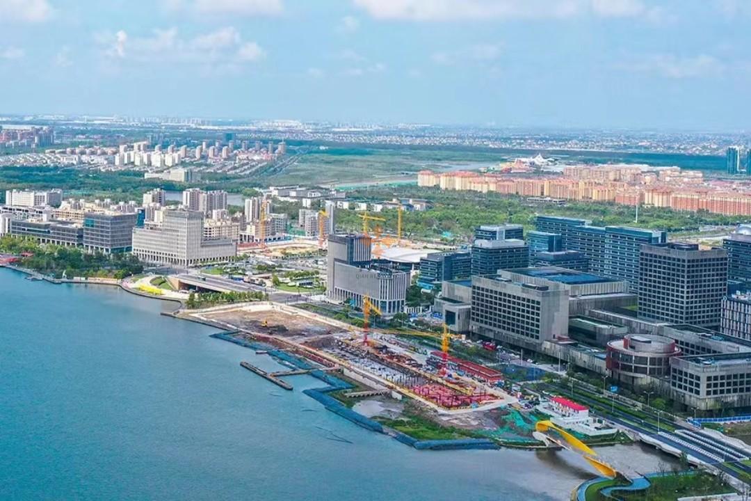 浦東 新辰臨港中心 800平米 簡裝